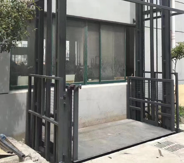 武汉导轨式施工升降机助力民生工程提速增效